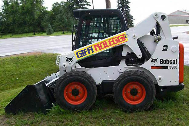 noleggio minipala bobcat 38 qli